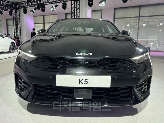 기아 더 뉴 K5.